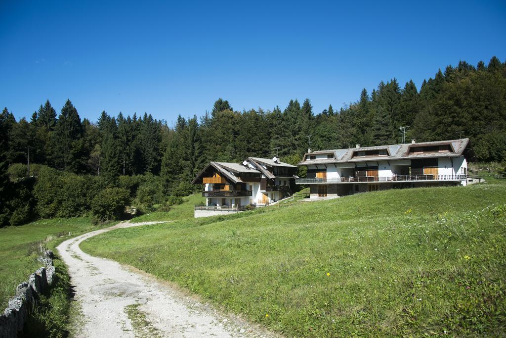Casa Camilla Holiday فولاريا المظهر الخارجي الصورة